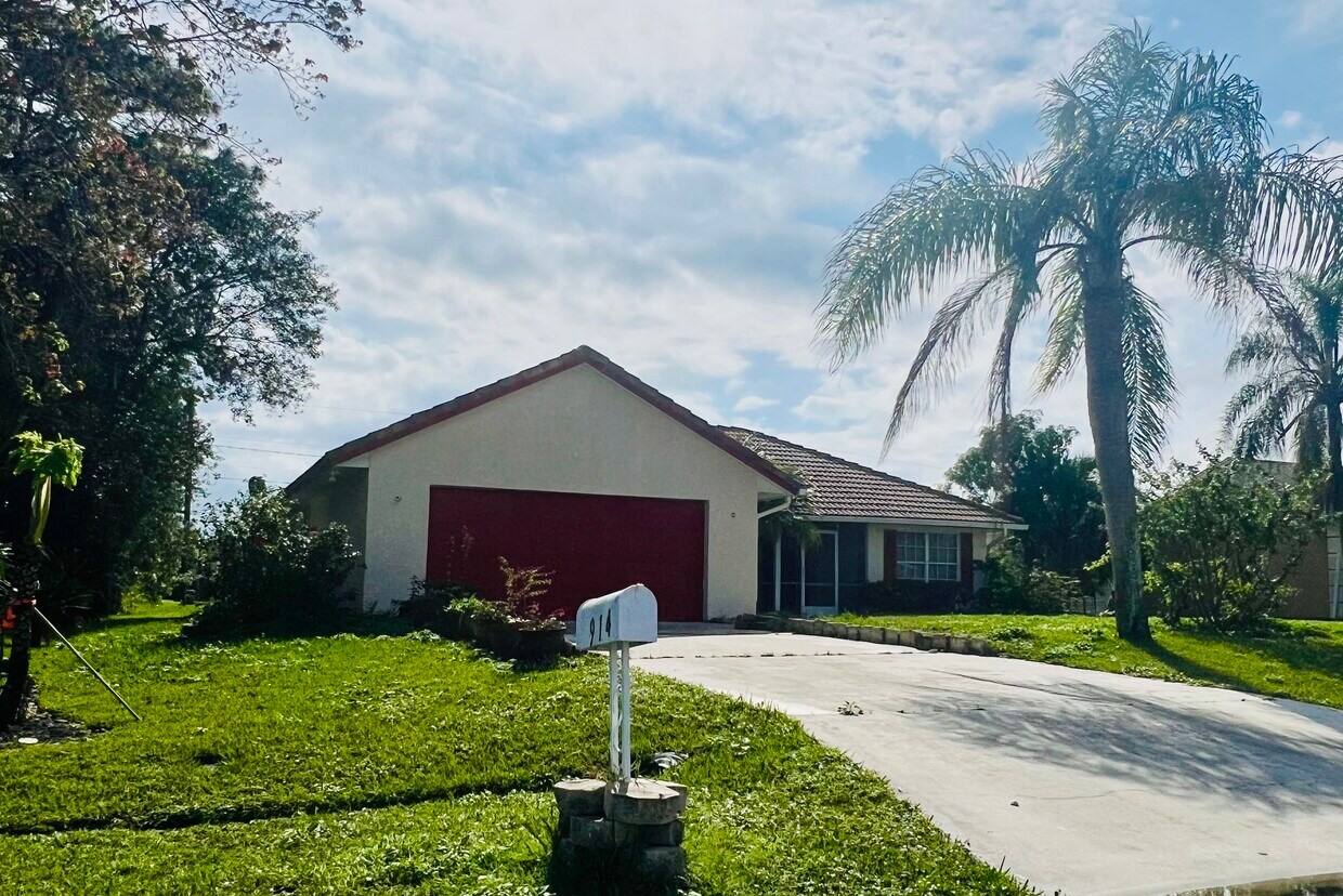 Foto del edificio - 914 SW Cecil Ln