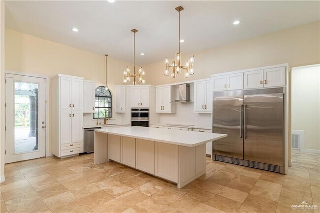 Foto del edificio - 2701 Santa Laura St