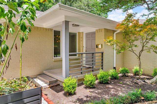 Foto del edificio - 6815 Ravendale Ln