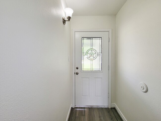 Foto del edificio - 3304 Lincoln St