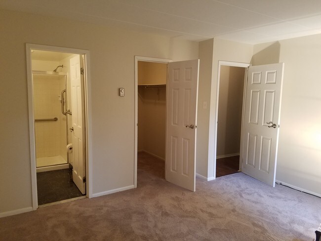 Master Bedroom, with new carpets - 300 Campbell Cir