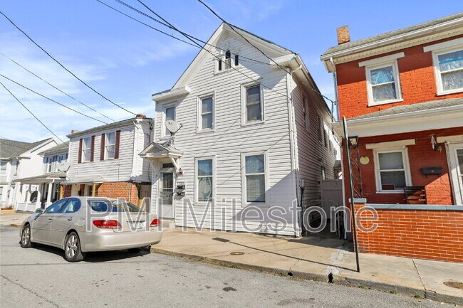 Foto del edificio - 721 2nd St