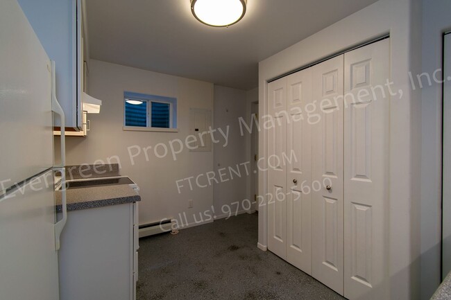 Building Photo - Bright Basement Apartment!