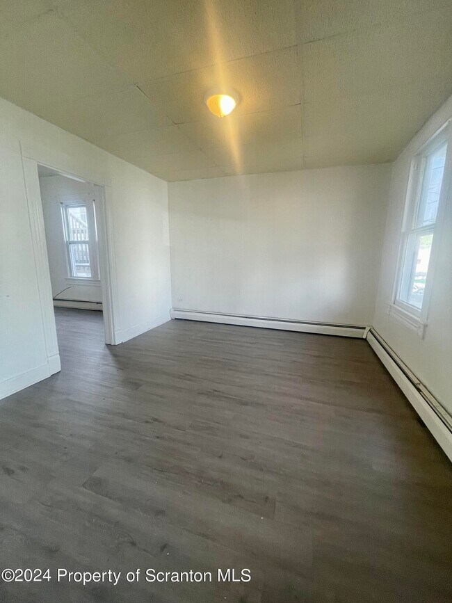 Foto del edificio - 126 S Lincoln Ave