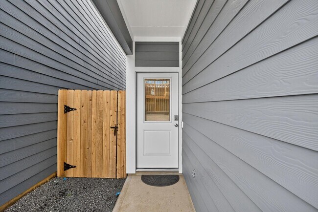 Building Photo - 28126 Meadowlark Sky Dr