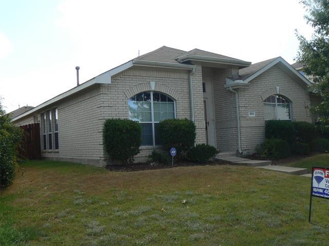 Building Photo - 304 Balsam Grove Ln