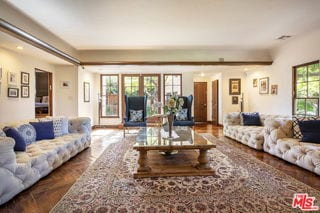 Foto del edificio - 10365 Holman Ave