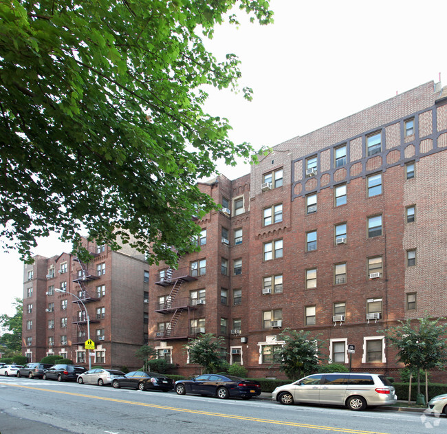 Foto del edificio - 3619 Bedford Ave