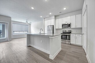 Building Photo - Brightleaf at Lakeline