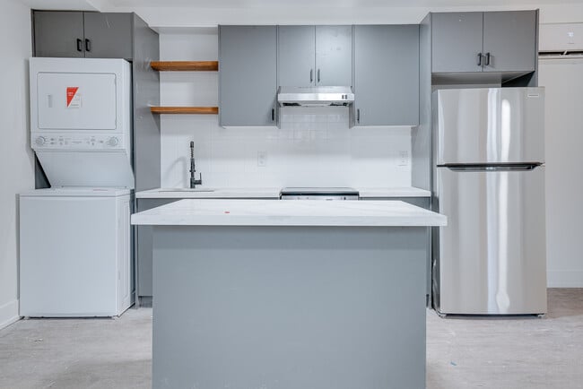 Photo du bâtiment - 642 Hamilton Rd