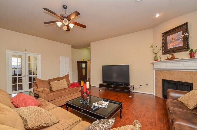 Foto del edificio - 9502 Herons Grove Ln