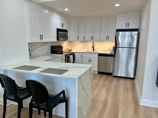 Building Photo - 100 Shearwater Ct E