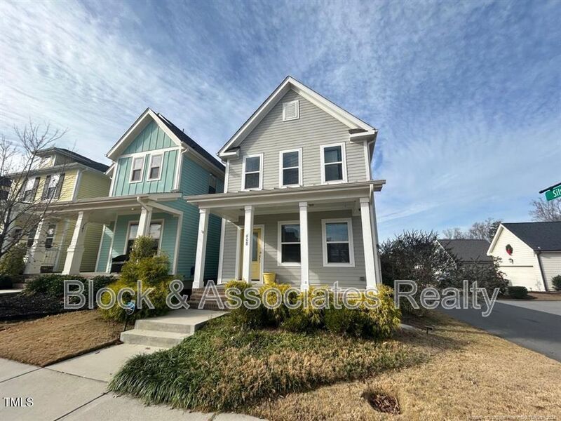 Primary Photo - 608 Mill Station Ln