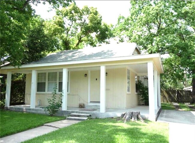 Building Photo - 1732 W Main St