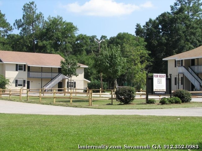 Foto del edificio - Springfield Manor Apartments