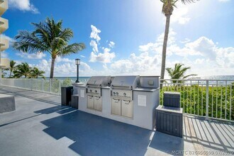 Building Photo - 3221 S Ocean Blvd