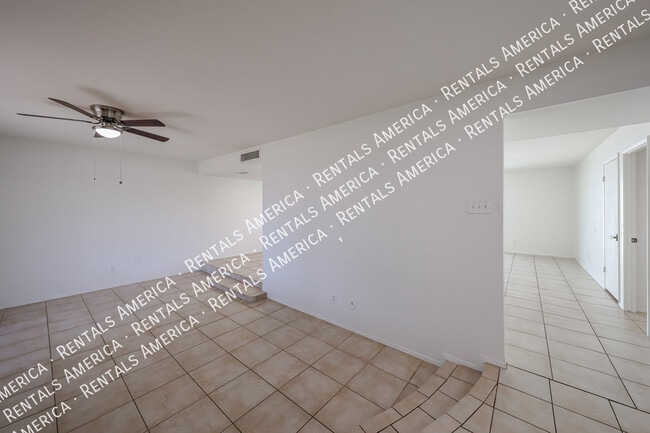 Foto del edificio - 5214 W Redfield Rd