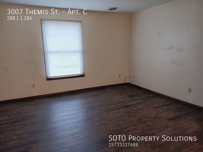 Foto del edificio - 2BD/1.5BA Pet-Friendly Apartment HALF OFF ...