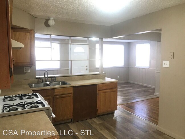 Building Photo - 7013 Winchester Dr