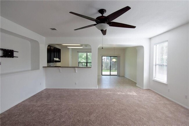 Foto del edificio - 2204 Old Sterling Rd