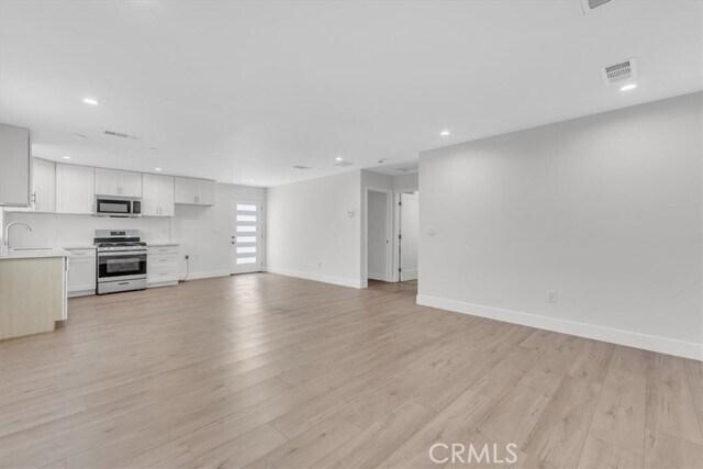 Foto del edificio - 7865 Chastain Ave