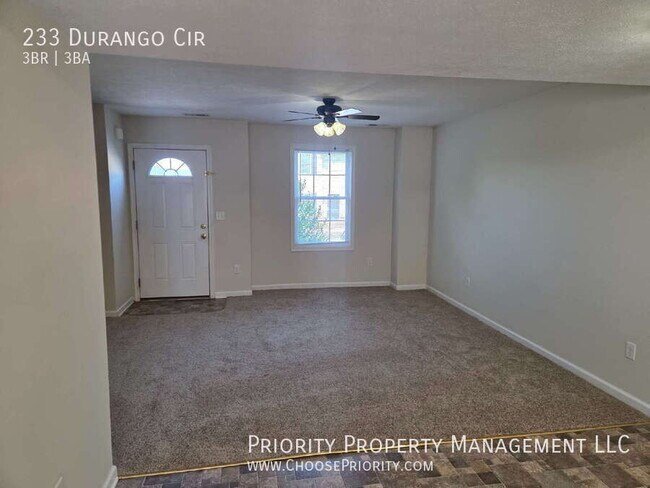 Foto del edificio - 233 Durango Cir