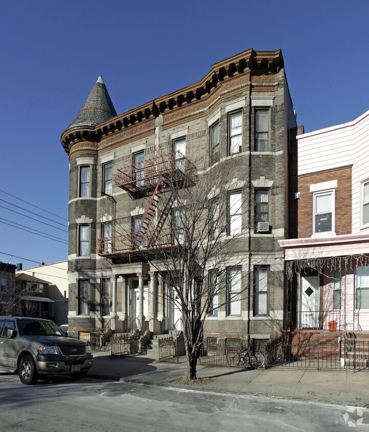 Foto del edificio - 324-326 24th St