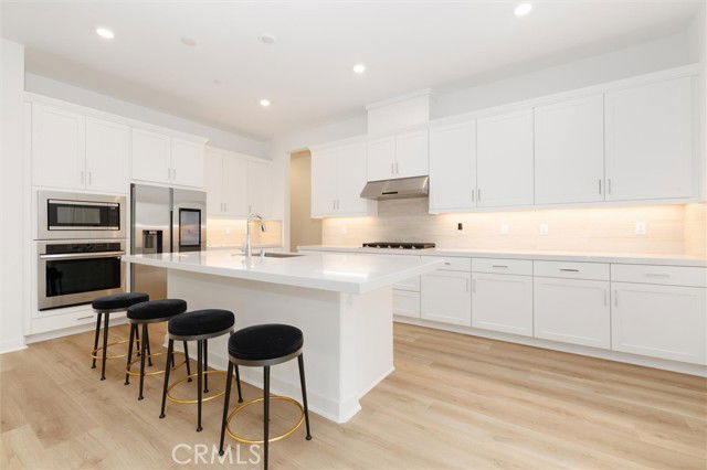 Foto del edificio - 24510 Via Ln