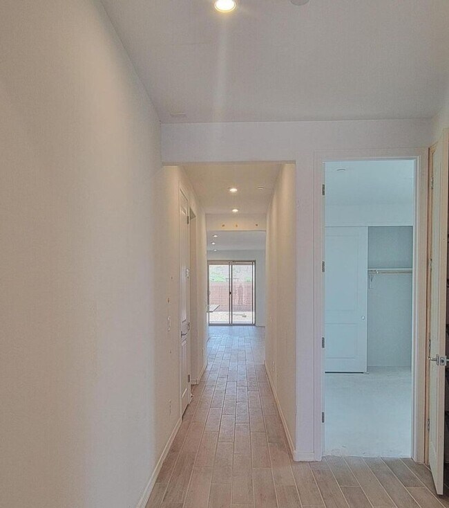 Foto del edificio - Brand new home in Vistancia/ $500 off move in by 11-1-2025 ***