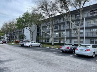 Building Photo - 300 SW 134th Way