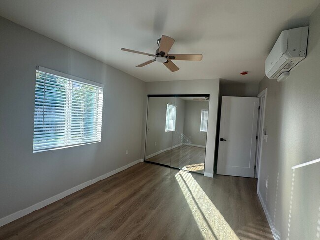 Foto del edificio - 4818 Beverly Ct