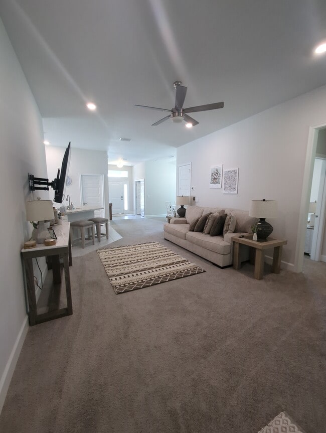 Building Photo - 980 Ibis Cir