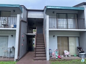 Building Photo - 7427 SW 152nd Ave