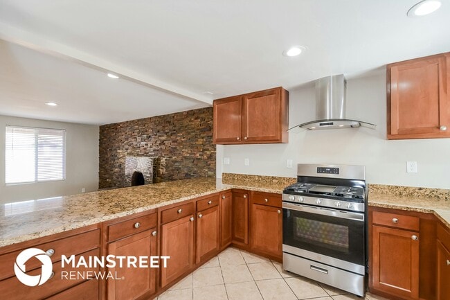 Building Photo - 6621 S Vereda De Las Casitas