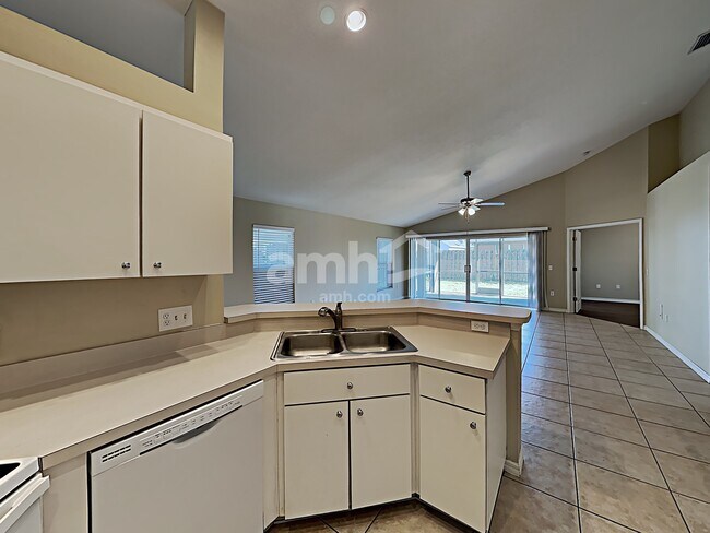 Building Photo - 4905 70th St E