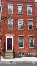 Building Photo - 15 Delaware St