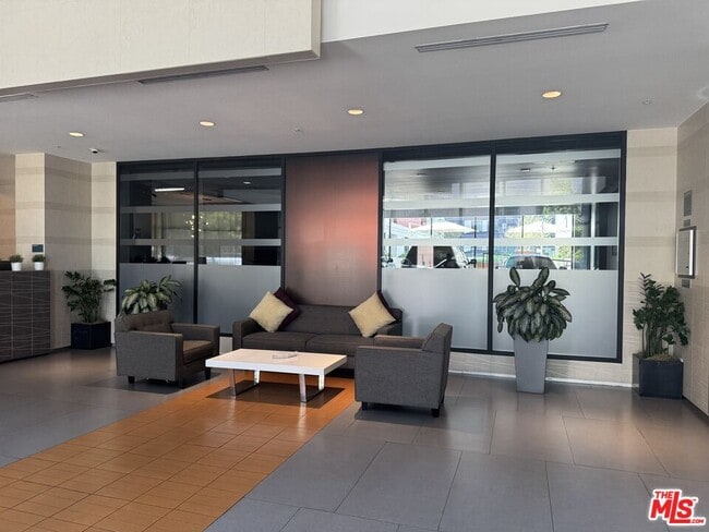Foto del edificio - 1234 Wilshire Blvd