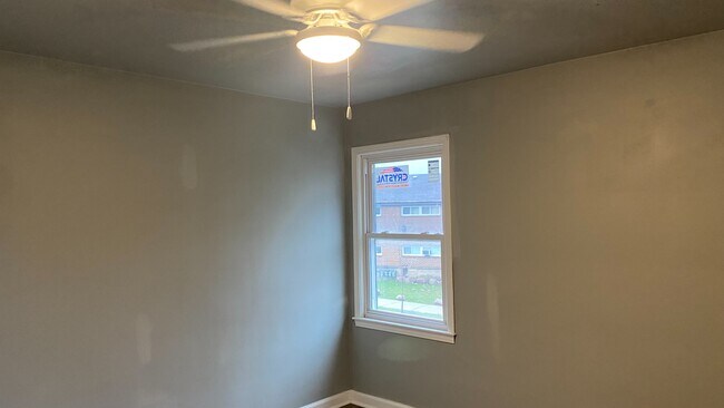 bedroom #1 - 4010 W Lancaster Ave