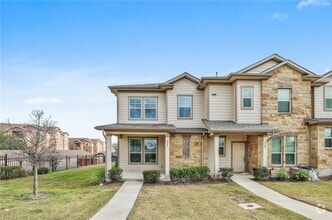 Building Photo - 525 N Heatherwilde Blvd
