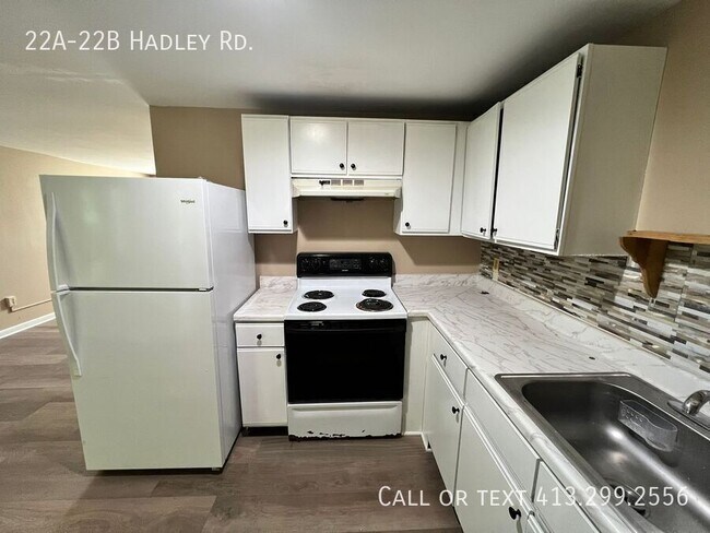Foto del edificio - 22A-22B Hadley Rd.-