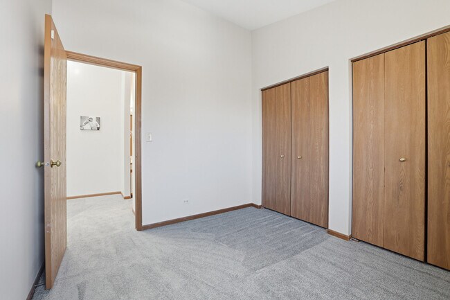 Foto del edificio - 466 Nicole Dr