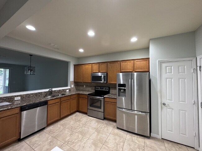 Foto del edificio - Spacious Townhome in Bartram Park – Privat...