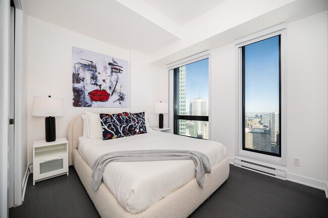 Building Photo - 1316 Rue Saint-Antoine O