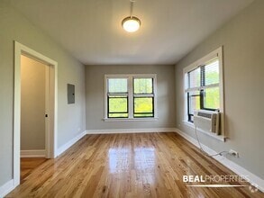 Building Photo - 2914 N Mildred Ave