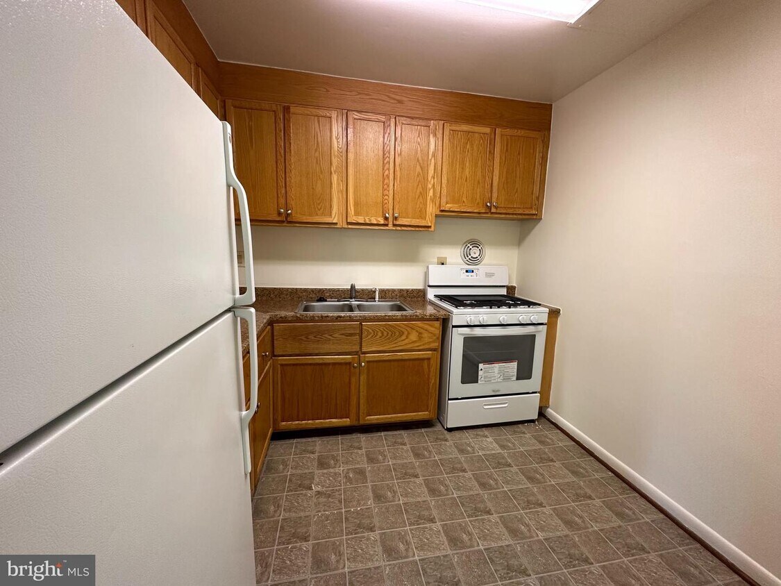 1128 Taney Ave, Frederick, MD 21702 Townhome Rentals in Frederick MD