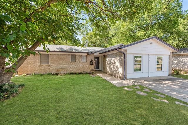 Building Photo - 1624 Americana Blvd