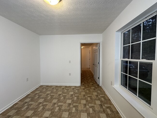 Building Photo - 600 Indian Trail