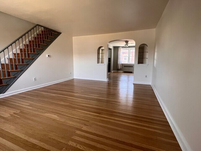 Foto del edificio - 732 Windermere Ave