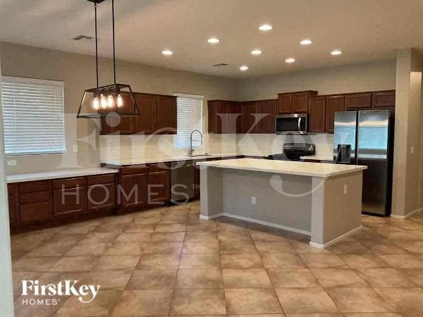 Foto del edificio - 17017 W Magnolia St