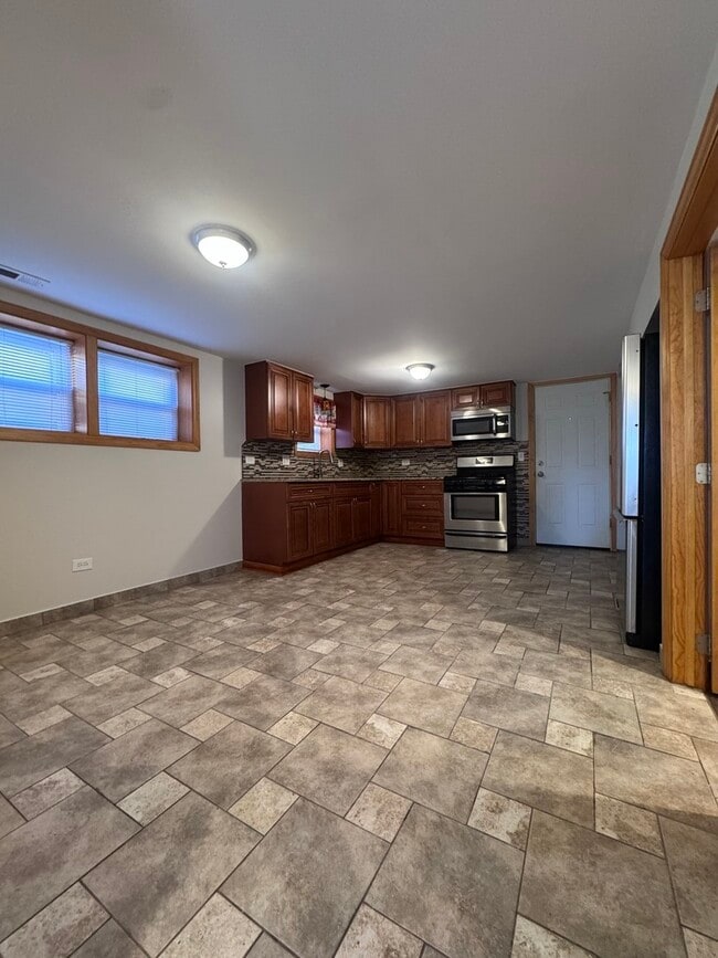 Building Photo - 12255 S McDaniels St